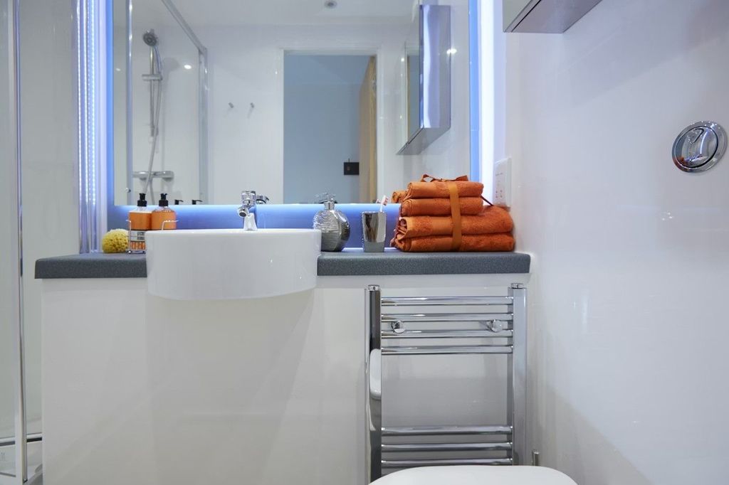 Property photo 3 of 5 50.Jpg