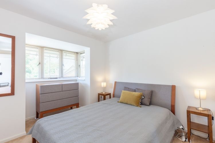 Property photo 2 of 6 226995