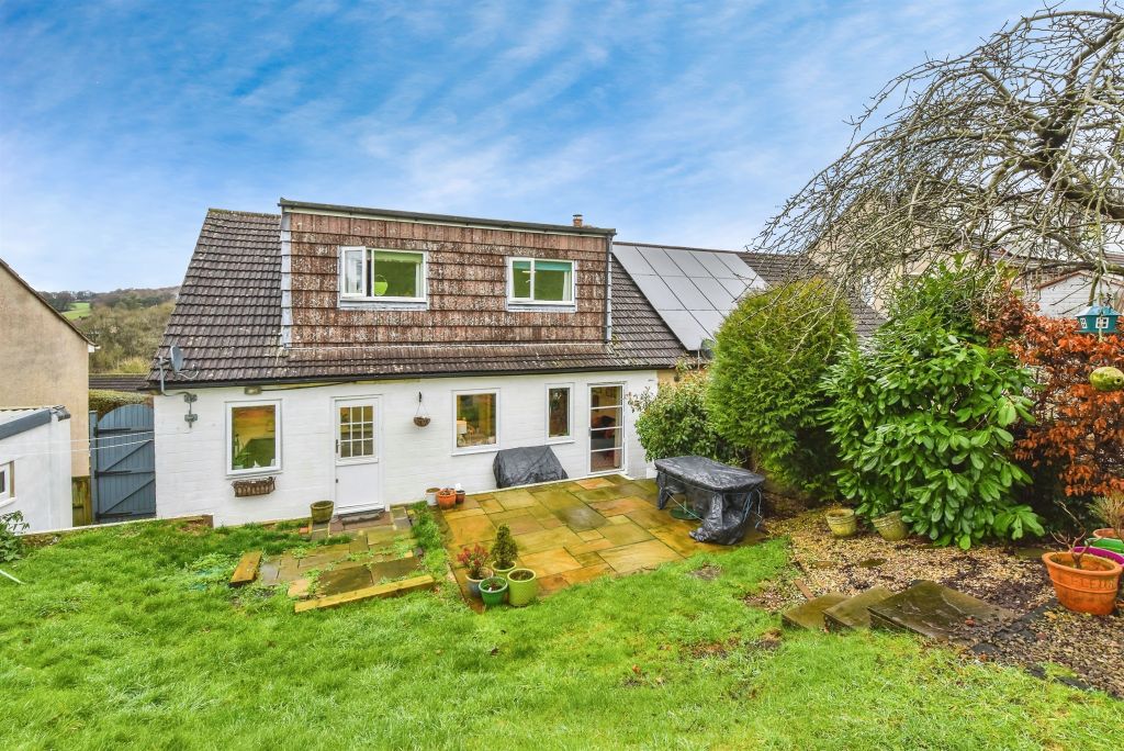 Property photo 3 of 21