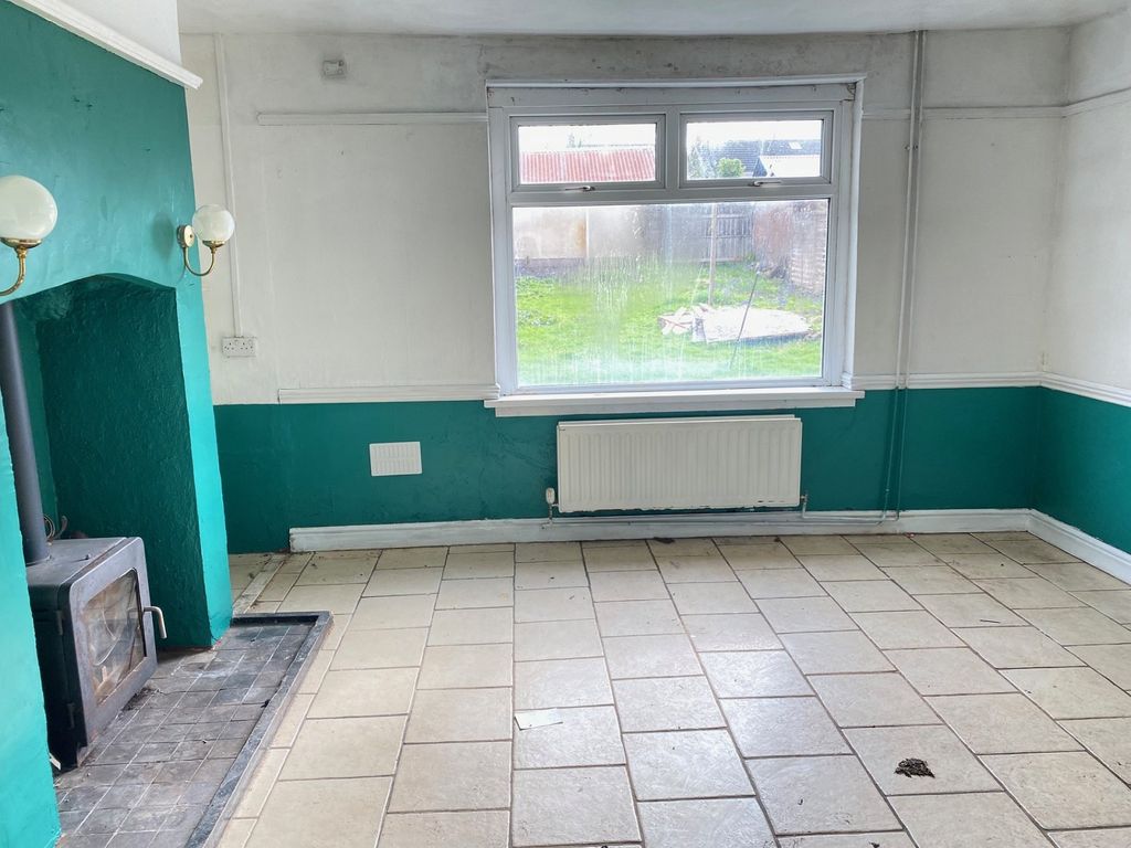 Property photo 3 of 12 Not Specified