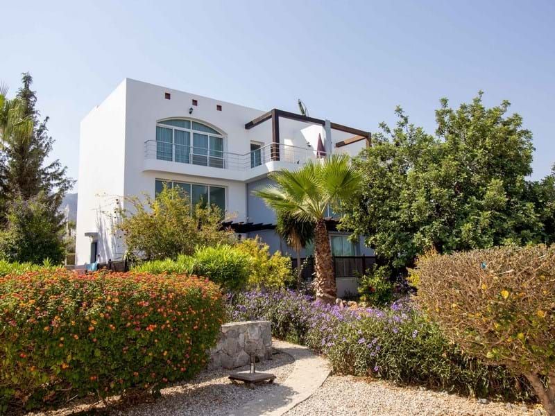 Property photo 2 of 19 2 Bedroom Resale Garden Loft Apartment + Communal Pools + Gym + Spa & Wellness Facilities Image No 2