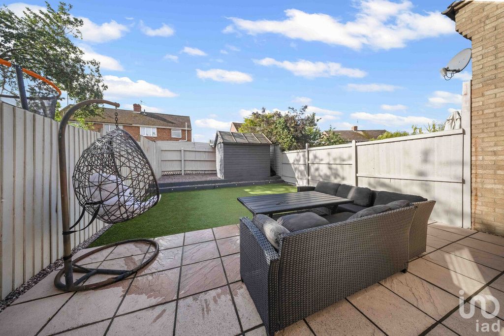 Property photo 3 of 26