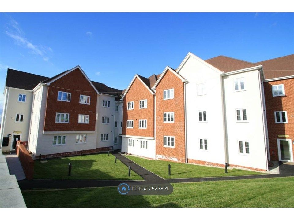 Property photo 2 of 33