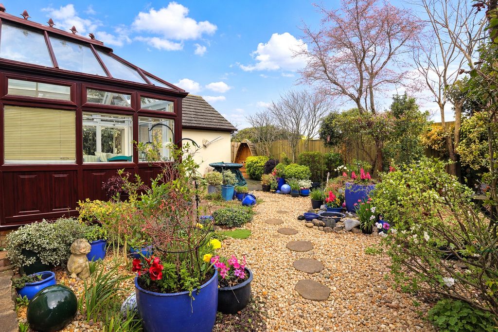 Property photo 2 of 14 2 - Picture No. 13