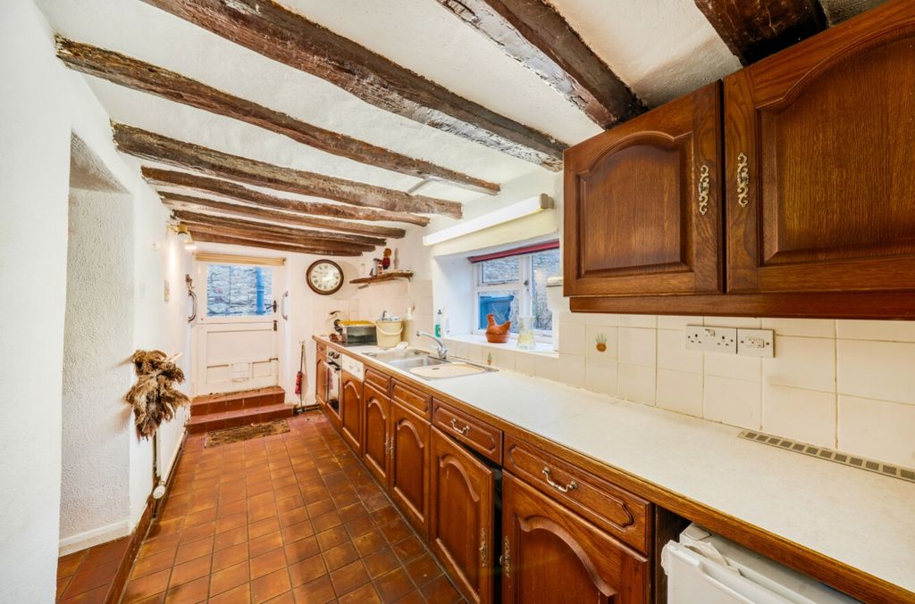 Property photo 3 of 22 1397273-7-695Fce14Bd2A1