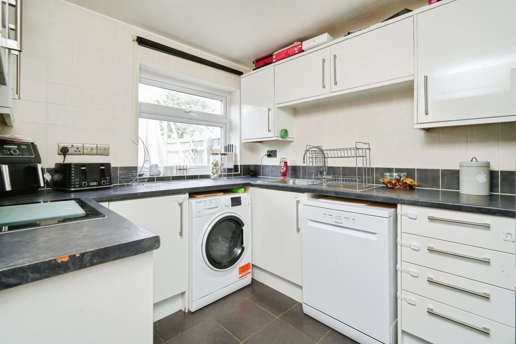 Property photo 3 of 15