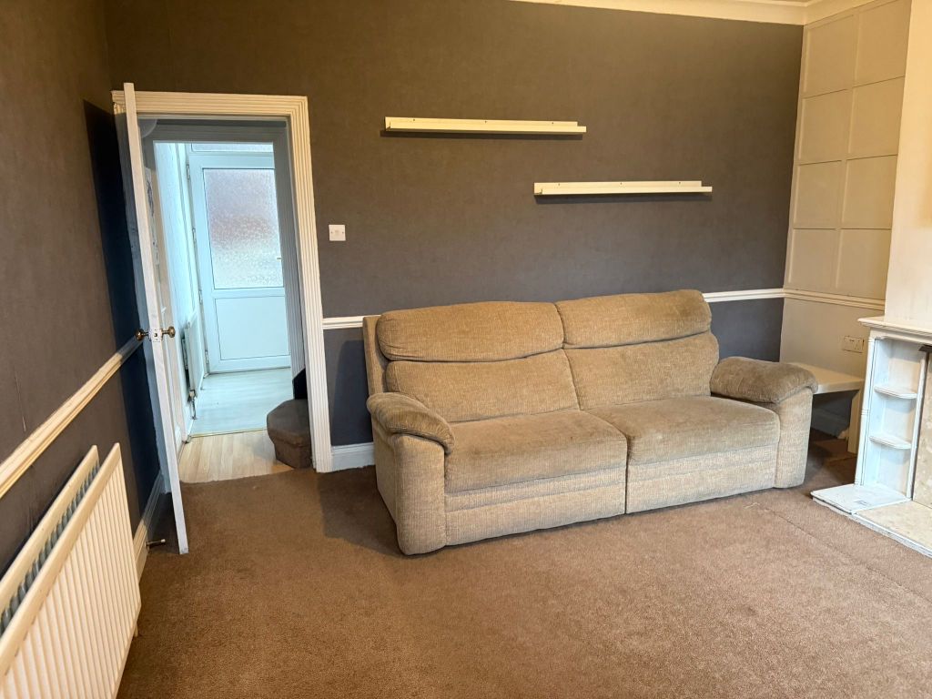 Property photo 3 of 9 Bedroom 1