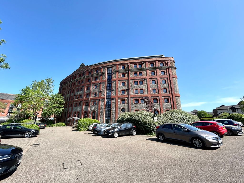 Property photo 1 of 16 External Shot