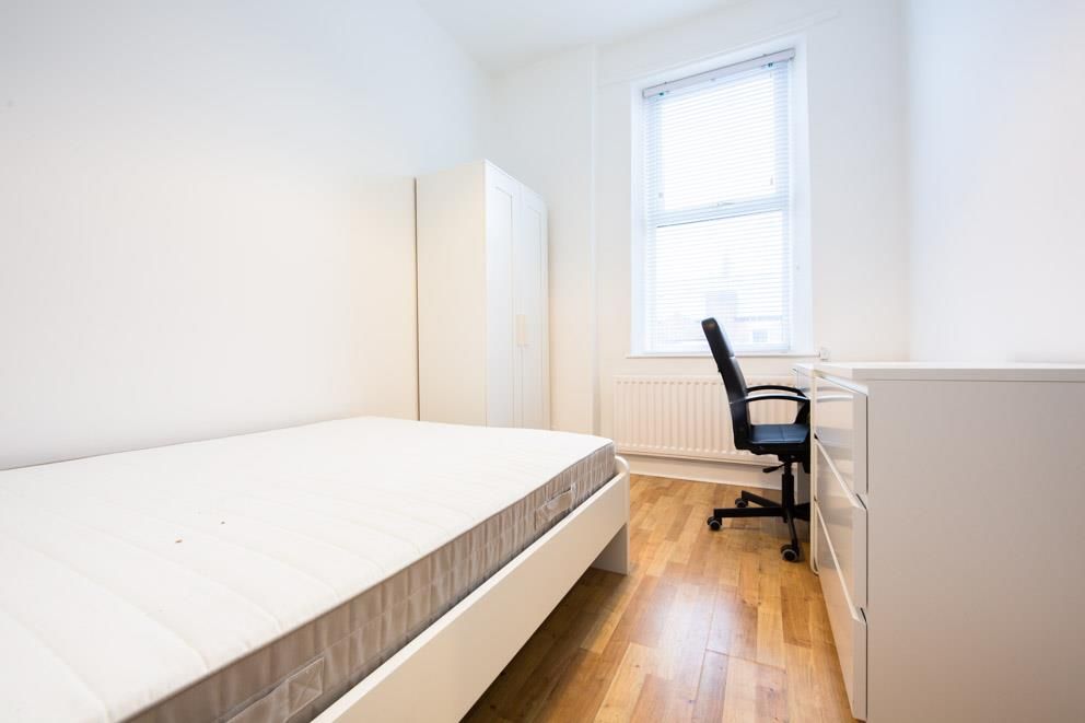 Property photo 3 of 11 37 Hazelwood Ave-3.Jpg