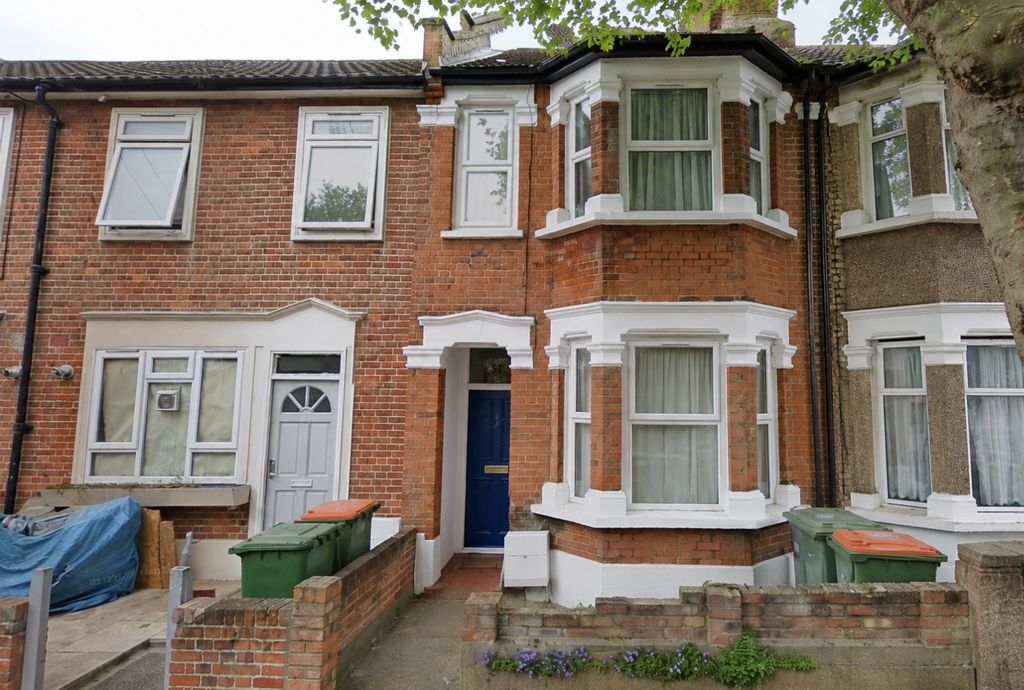 Property photo 1 of 12 1761940