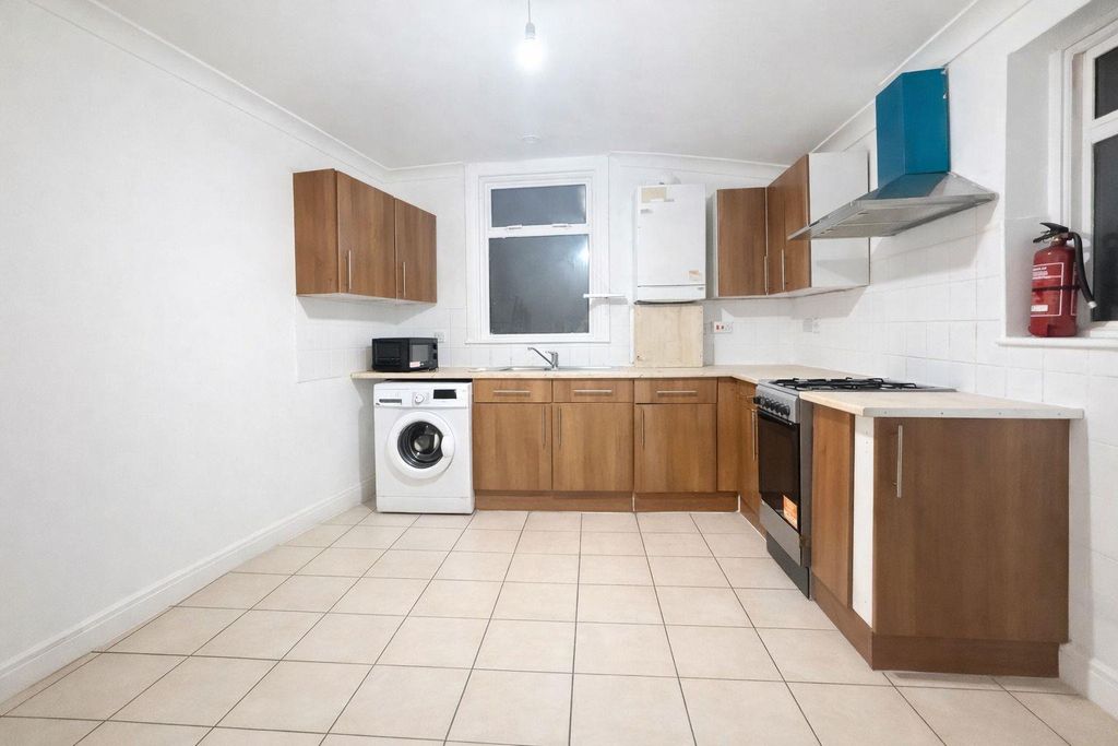 Property photo 2 of 5 Photo-2026-02-05-23-25-59 4.Jpg