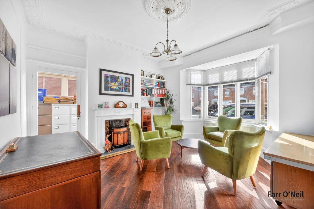 Property photo 2 of 31 Photo 30