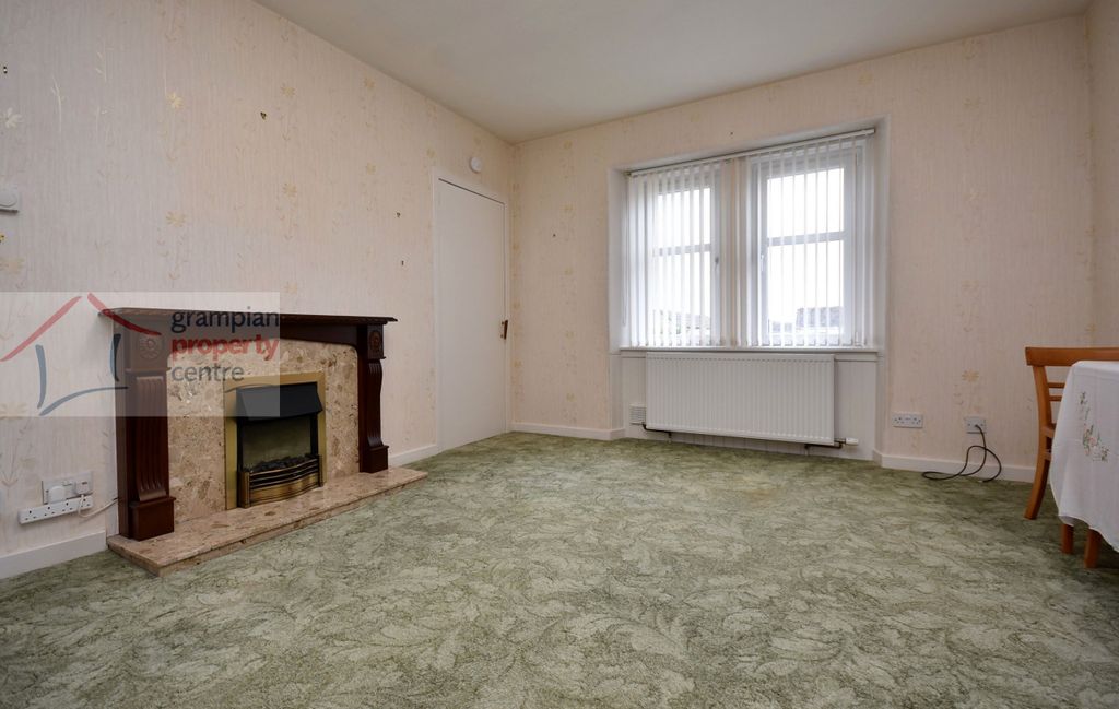 Property photo 2 of 18 l1.Jpg