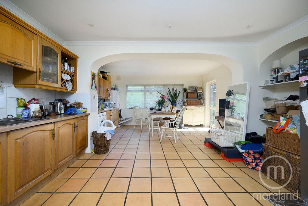 Property photo 3 of 10 4176315