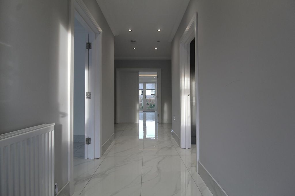 Property photo 3 of 24 Hallway