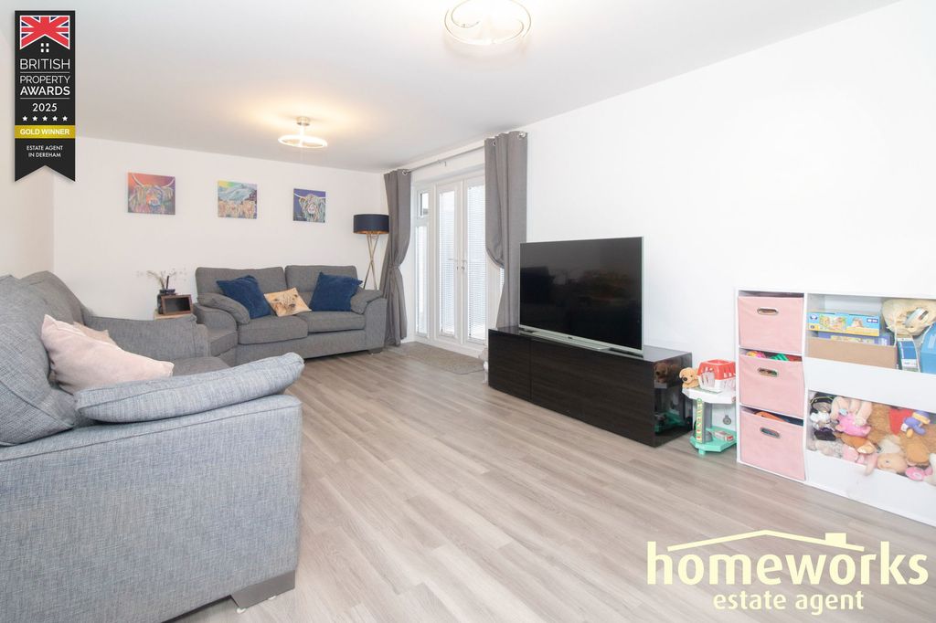 Property photo 3 of 16