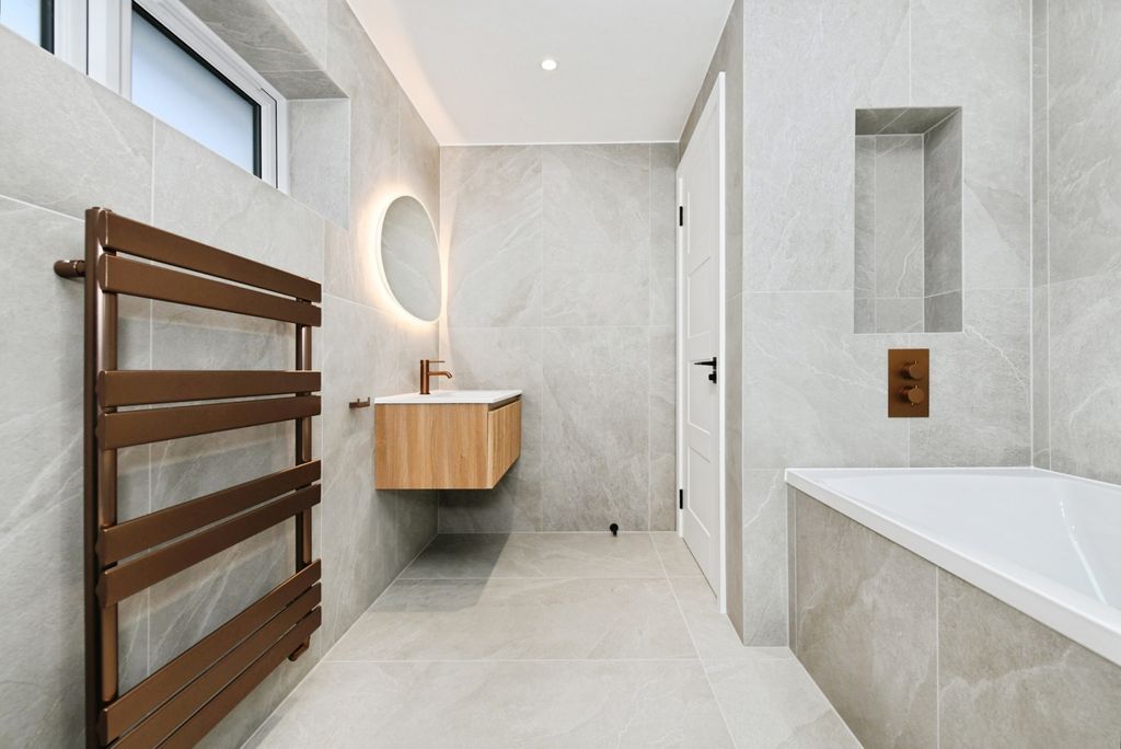 Property photo 3 of 22 Pbox-Img.Jpg