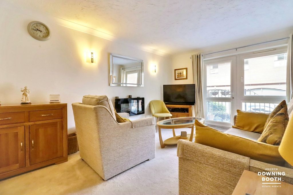 Property photo 3 of 22