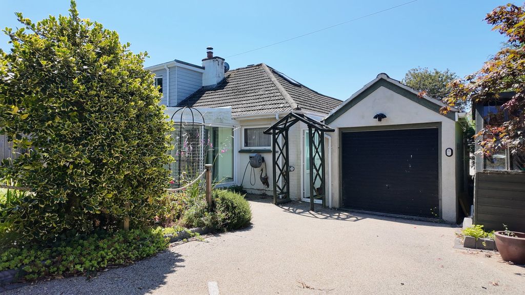Property photo 3 of 14