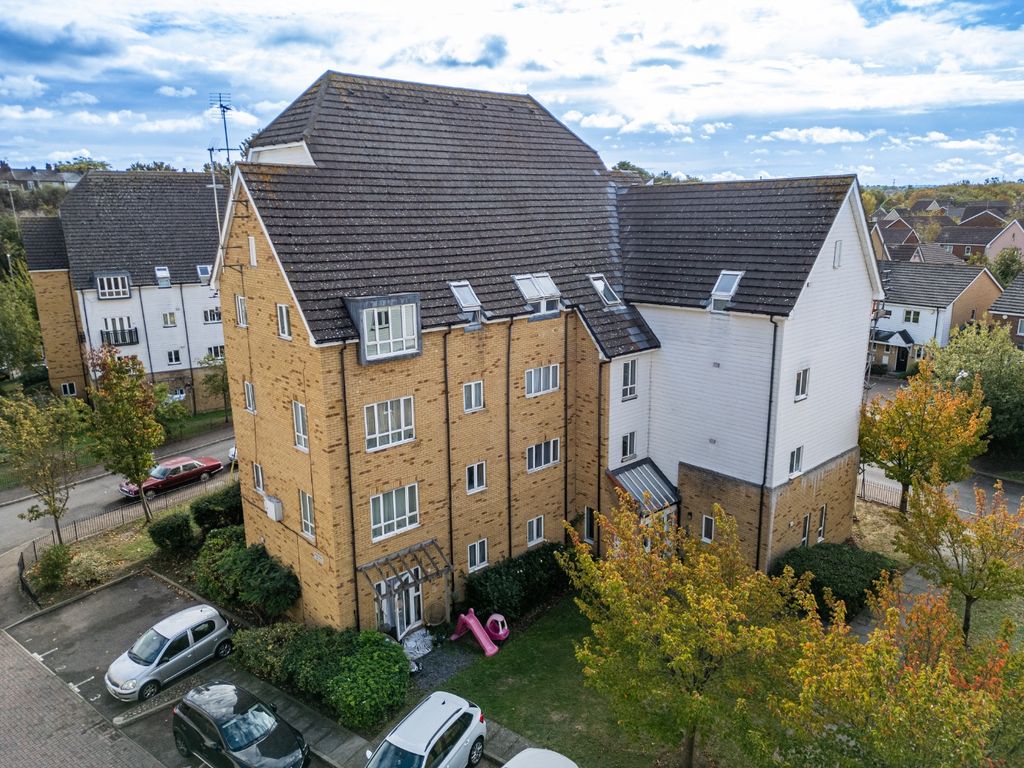 Property photo 1 of 10 5701611
