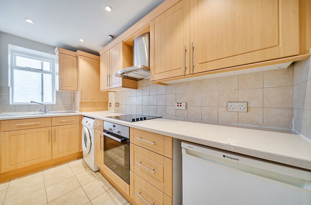 Property photo 3 of 12 1293766-26-682B19...