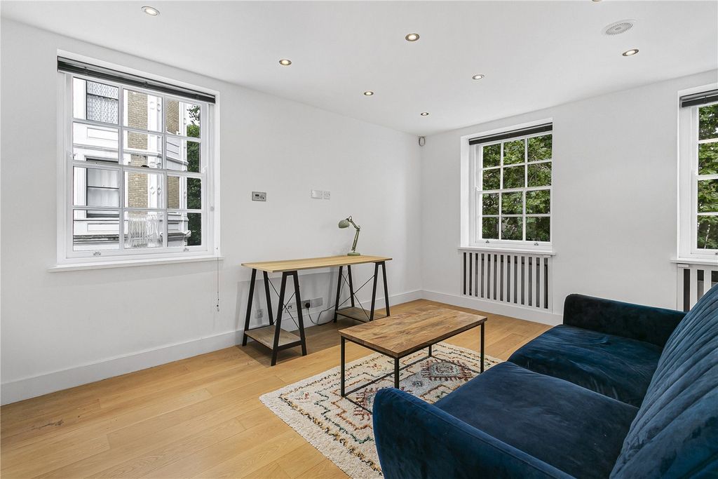 Property photo 3 of 16 Reception Room
