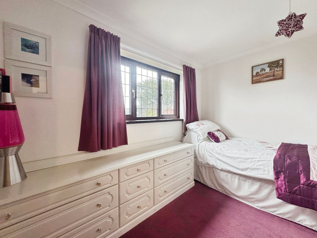 Additional image 25 of 6 bed detached house for saleLlys-Y-Dderwen, Llangennech, Llanelli, Carmarthenshire SA14