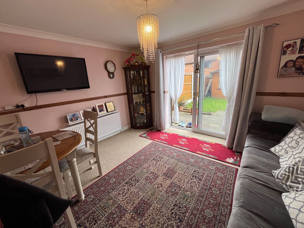 Property photo 2 of 13