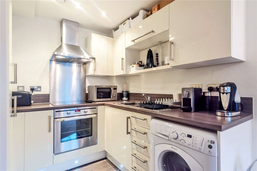 Property photo 2 of 7 Picture No. 03