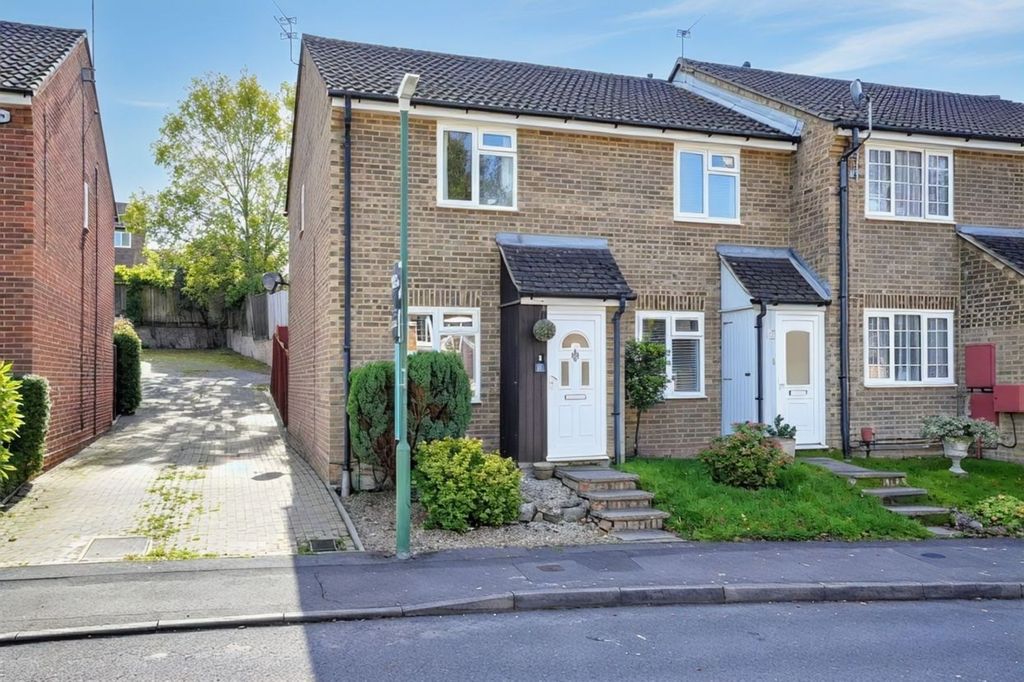 Property photo 1 of 10