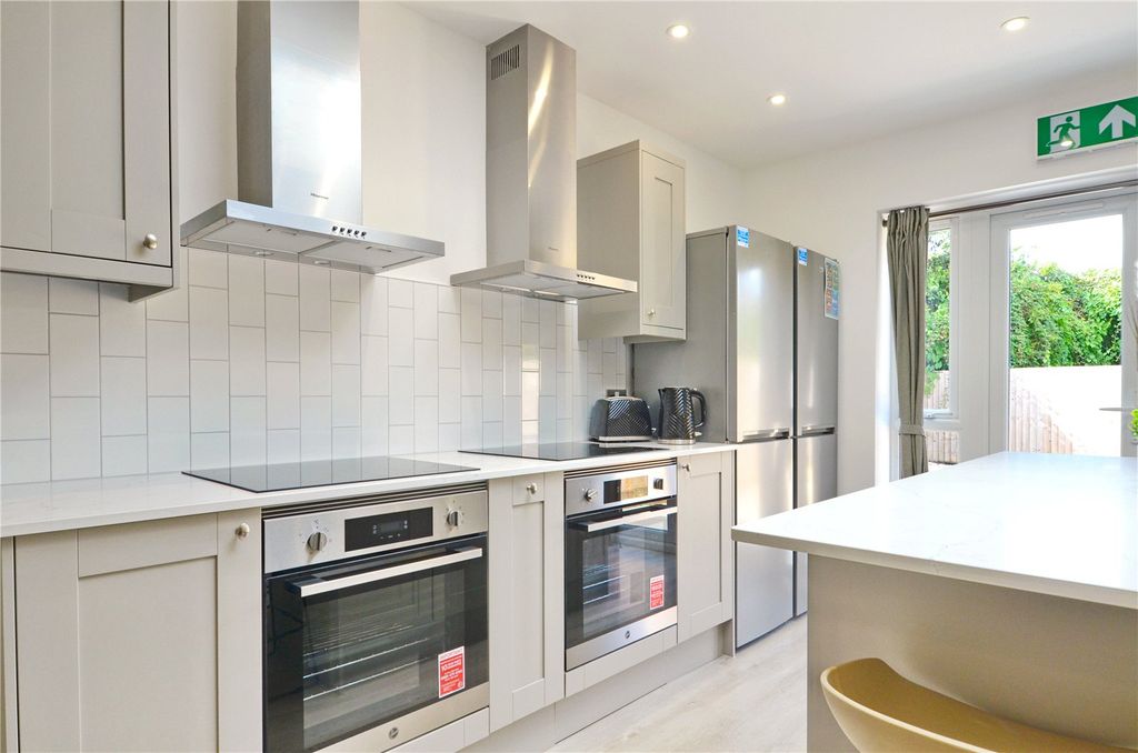 Property photo 3 of 16 Picture No. 03