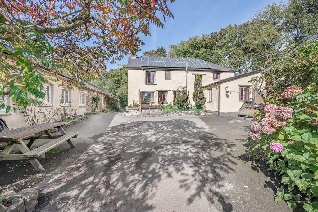 Property photo 1 of 28 Front