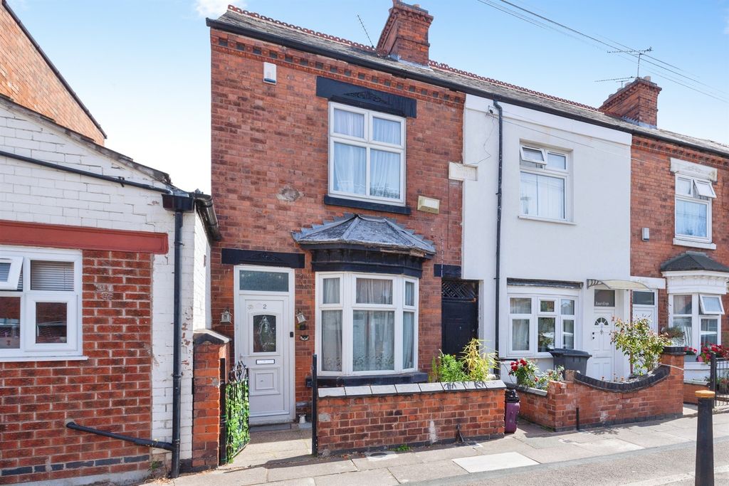 Property photo 1 of 17