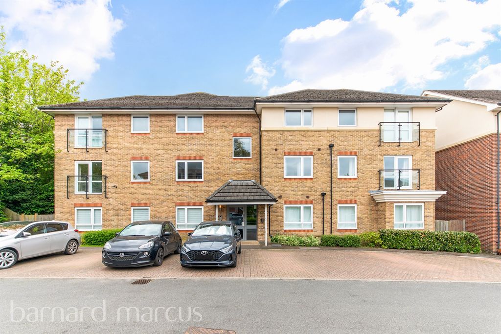 Property photo 1 of 12