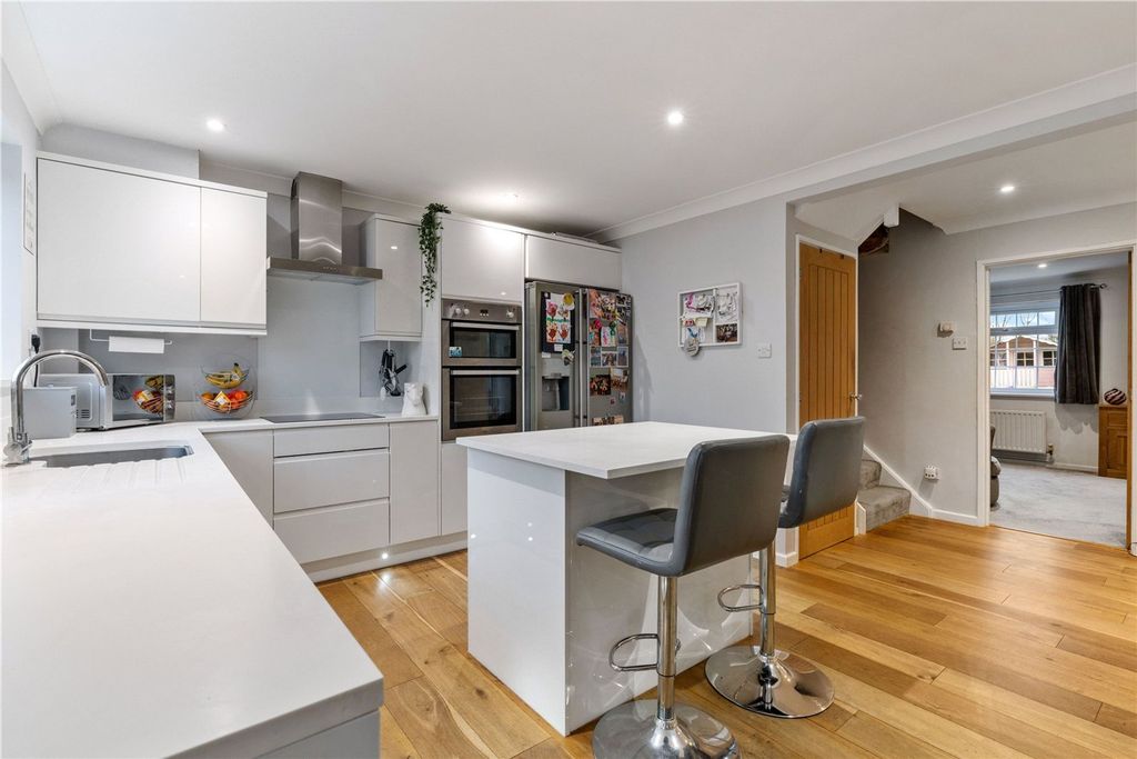 Property photo 3 of 17 Kitchen/Diner