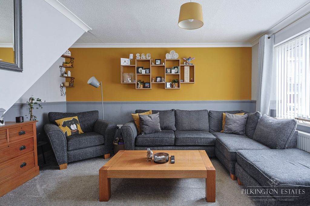 Property photo 2 of 11 5098154