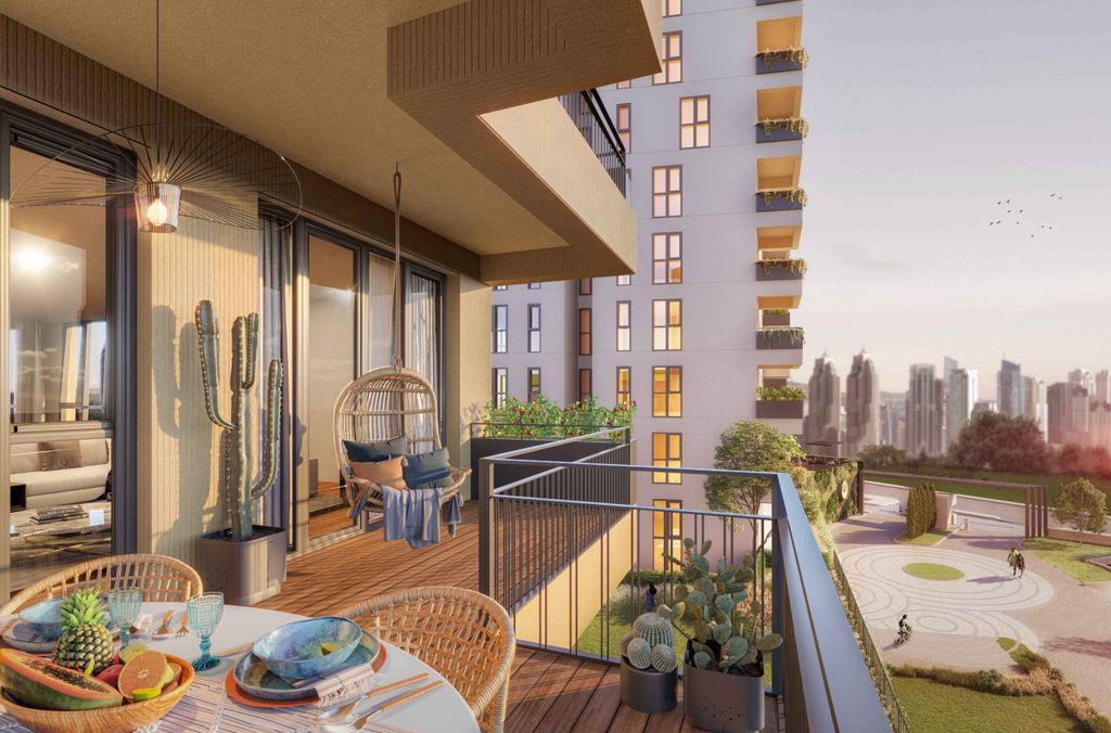 Property photo 2 of 9