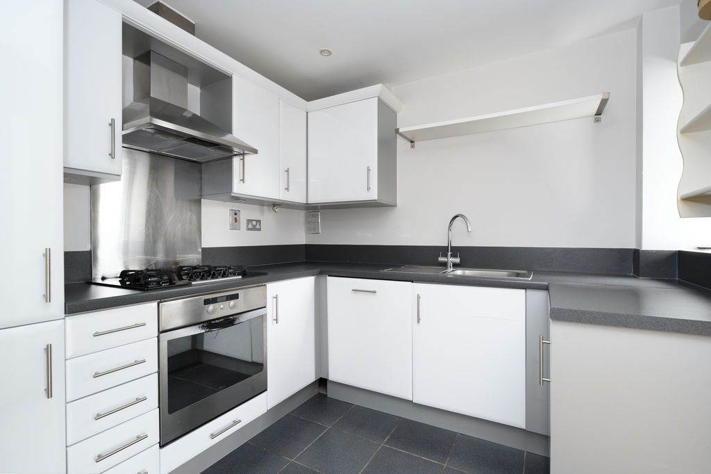 Property photo 3 of 11 Photo 9