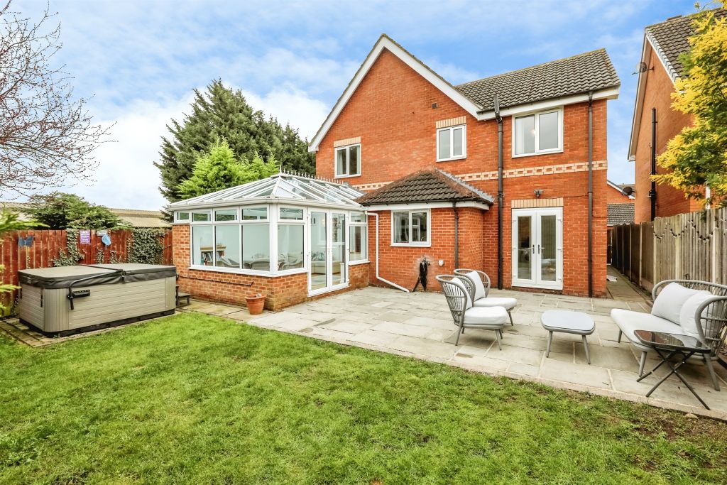 Property photo 2 of 18
