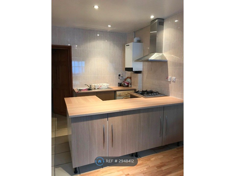 Property photo 1 of 3