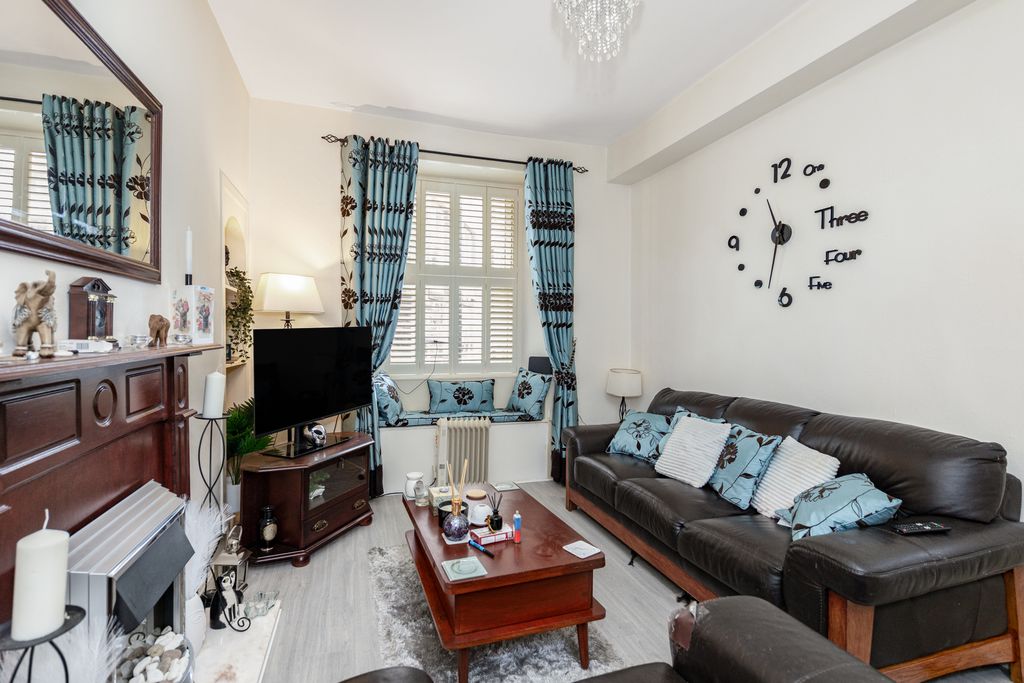 Property photo 3 of 12 Property Image 3