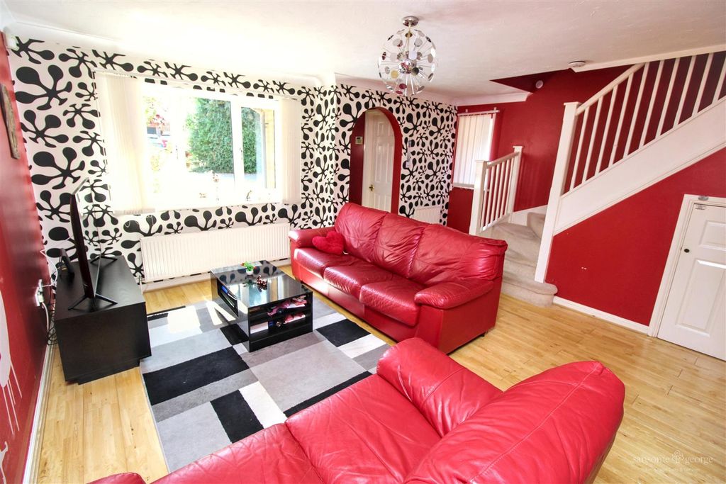 Property photo 3 of 12 Living Room