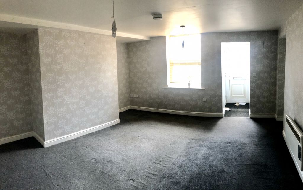 Property photo 1 of 10 Property For Rent