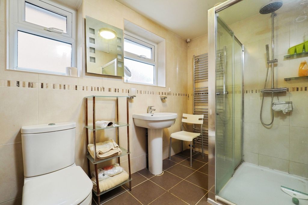 Property photo 3 of 14 Shower Room