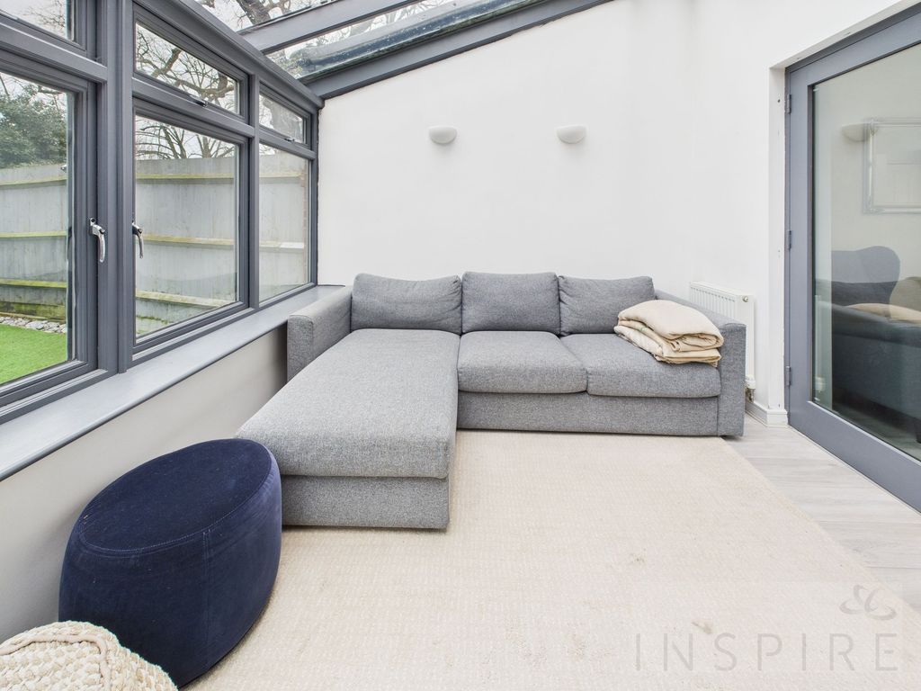 Property photo 3 of 23