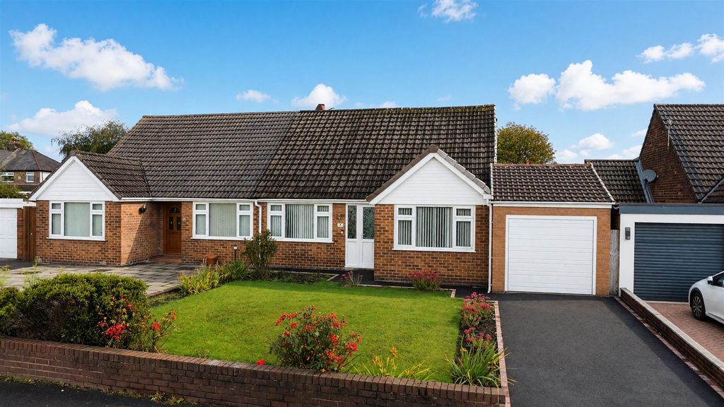 Property photo 1 of 36 Daresbury Road For Sale