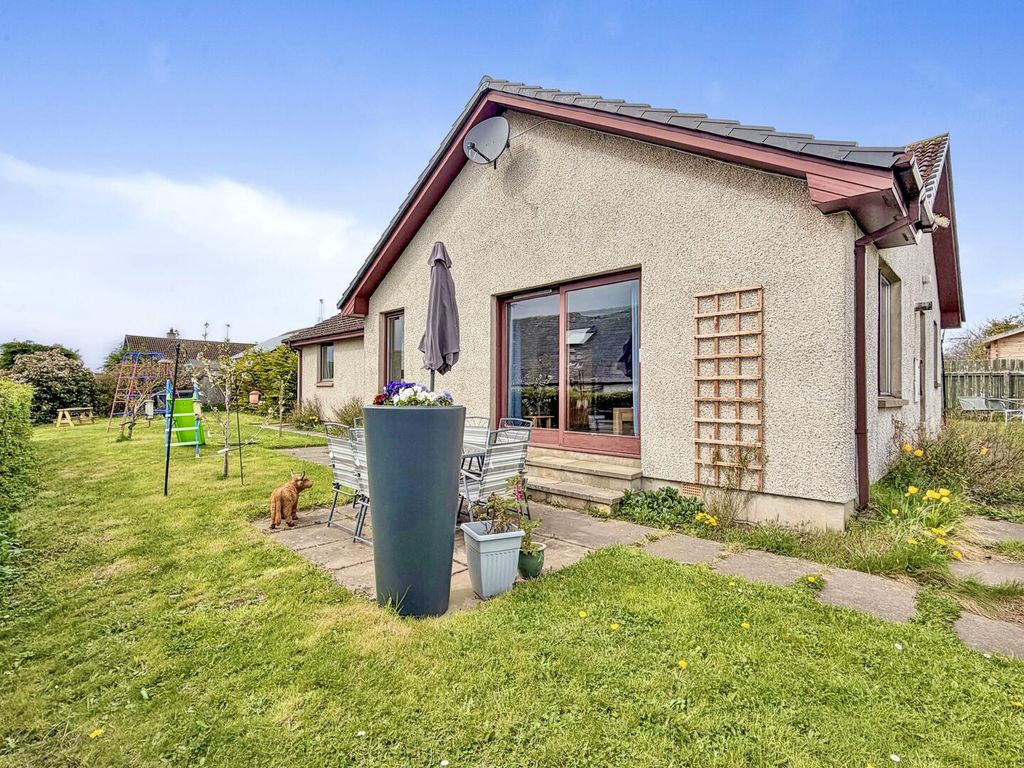 Property photo 2 of 23 Rear Garden