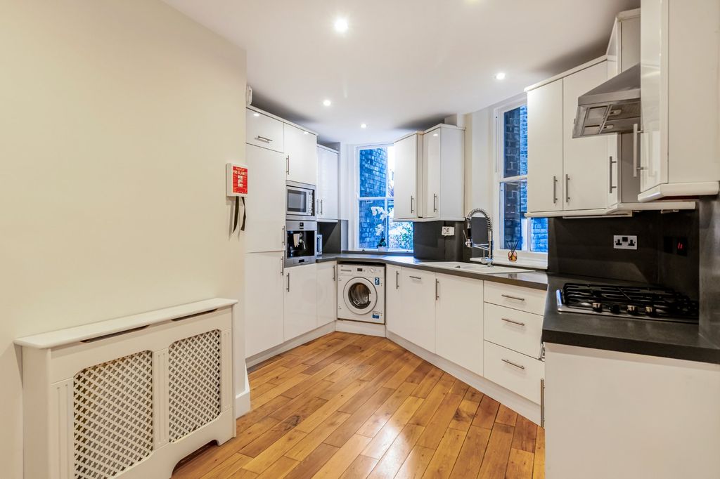 Property photo 3 of 17 Picture No. 43