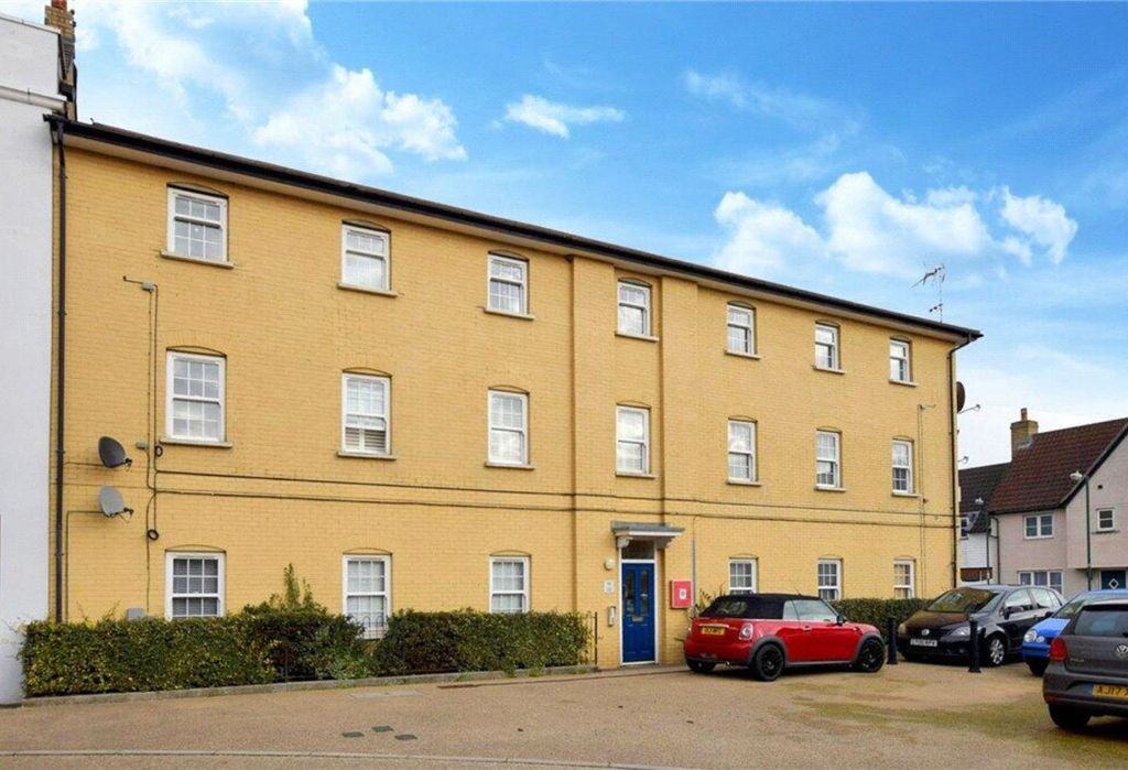 Property photo 2 of 7