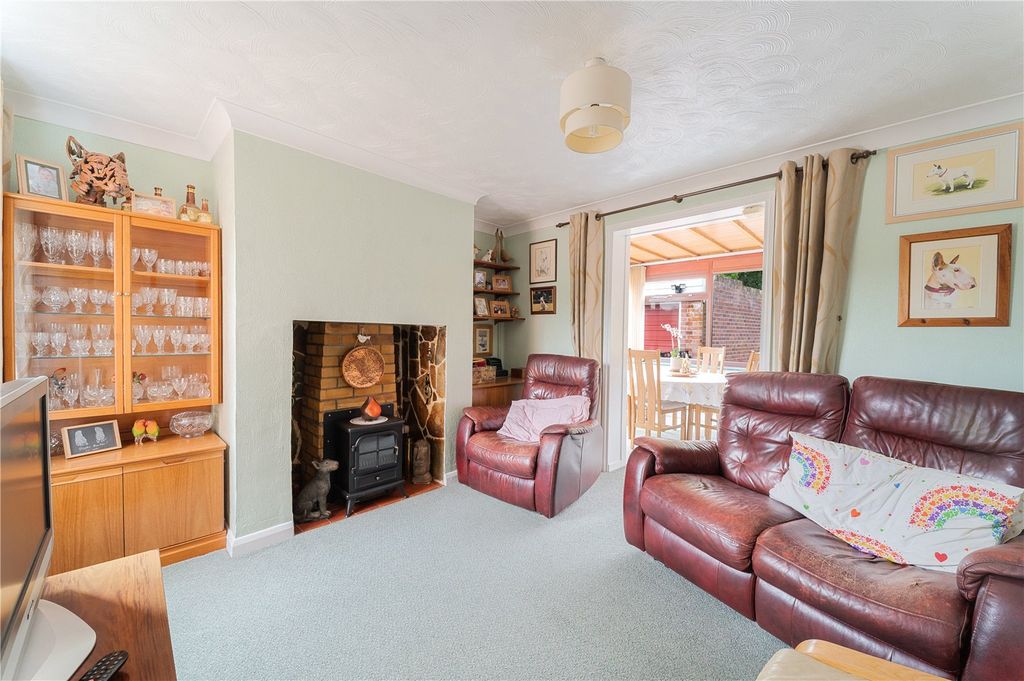 Property photo 3 of 14 Sitting Room